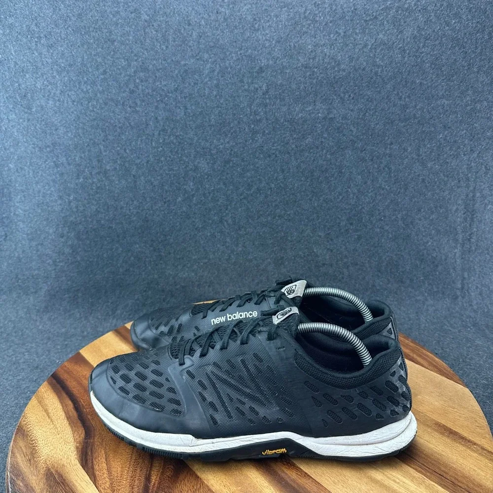 New Balance Minimus 20v4 Mens 11D Barefoot Training Shoes Black White Vibram